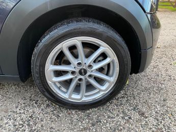 MINI Countryman 2.0 Cooper D Auto ALL4 Euro 5 5dr