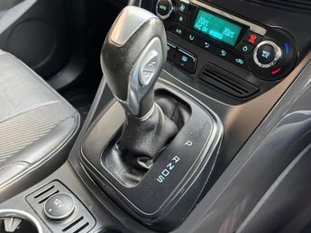 Ford Kuga 2.0 TDCi Titanium Powershift AWD Euro 5 5dr