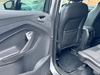 Ford Kuga 2.0 TDCi Titanium Powershift AWD Euro 5 5dr