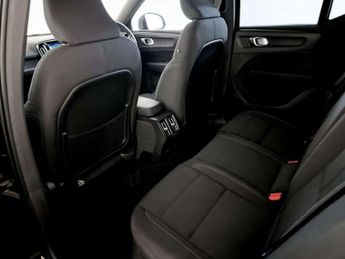 Volvo XC40 Recharge 69kWh Core Auto 5dr