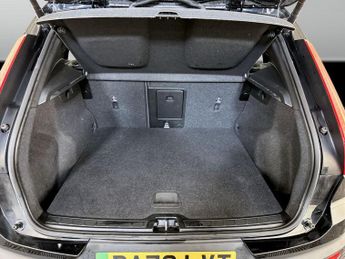 Volvo XC40 Recharge 69kWh Core Auto 5dr