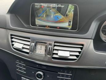 MERCEDES-BENZ E-CLASS 2.1 E220 BlueTEC AMG Night Edition (Premium Plus) Saloon 4dr Die