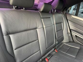 MERCEDES-BENZ E-CLASS 2.1 E220 BlueTEC AMG Night Edition (Premium Plus) Saloon 4dr Die
