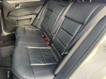 MERCEDES-BENZ E-CLASS 2.1 E220 BlueTEC AMG Night Edition (Premium Plus) Saloon 4dr Die