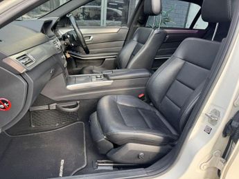 MERCEDES-BENZ E-CLASS 2.1 E220 BlueTEC AMG Night Edition (Premium Plus) Saloon 4dr Die