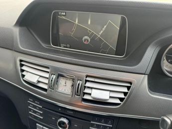 MERCEDES-BENZ E-CLASS 2.1 E220 BlueTEC AMG Night Edition (Premium Plus) Saloon 4dr Die