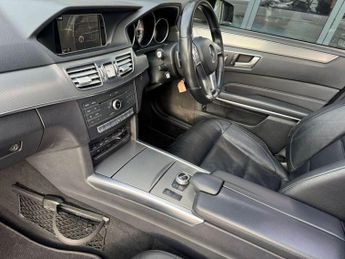 MERCEDES-BENZ E-CLASS 2.1 E220 BlueTEC AMG Night Edition (Premium Plus) Saloon 4dr Die