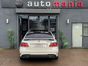 MERCEDES-BENZ E-CLASS 2.1 E220 BlueTEC AMG Night Edition (Premium Plus) Saloon 4dr Die