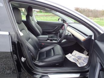 Tesla Model 3 (Dual Motor) Performance Auto 4WDE 4dr (Performance Upgrade)