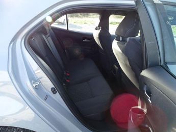 Toyota Corolla 1.8 VVT-h Icon CVT Euro 6 (s/s) 5dr