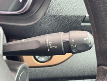 Toyota PROACE Verso 2.0D Family Medium MPV MWB Euro 6 (s/s) 5dr (8 Seat)