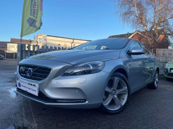 Volvo V40 1.6 T4 SE Lux Nav Hatchback 5dr Petrol Powershift Euro 5 (s/s) (