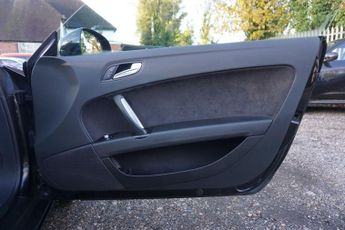 Audi TT 2.0 TFSI Sport S Tronic quattro Euro 5 (s/s) 3dr