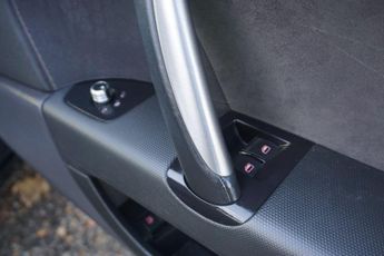 Audi TT 2.0 TFSI Sport S Tronic quattro Euro 5 (s/s) 3dr