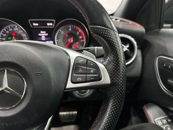 Mercedes-Benz GLA 2.1 GLA220d AMG Line (Premium Plus) 7G-DCT 4MATIC Euro 6 (s/s) 5