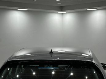 Volkswagen e-Golf 35.8kWh e-Golf Auto 5dr