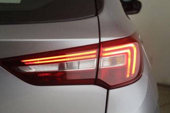 Vauxhall Grandland X 1.2 Turbo Elite Nav Auto Euro 6 (s/s) 5dr