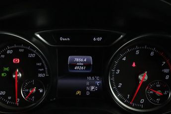 Mercedes-Benz GLA 1.6 GLA180 Urban Edition 7G-DCT Euro 6 (s/s) 5dr