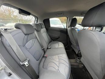 Chevrolet Spark 1.2i LT Hatchback 5dr Petrol Manual Euro 5 (81 ps)