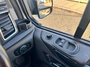Ford Transit Custom 1.0 340 EcoBoost 13.6kWh Limited Panel Van 5dr Petrol Plug-in Hy