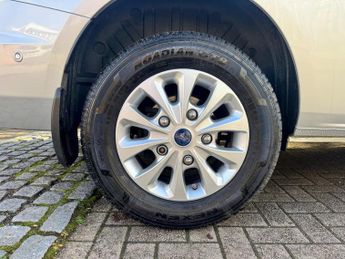 Ford Transit Custom 1.0 340 EcoBoost 13.6kWh Limited Panel Van 5dr Petrol Plug-in Hy