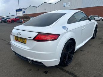 Audi TT 2.0 TDI Black Edition S Tronic quattro Euro 6 (s/s) 3dr