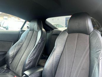 Audi TT 2.0 TDI Black Edition S Tronic quattro Euro 6 (s/s) 3dr