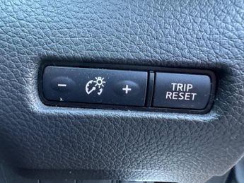 Nissan Qashqai 1.2 DIG-T Tekna XTRON Euro 6 (s/s) 5dr