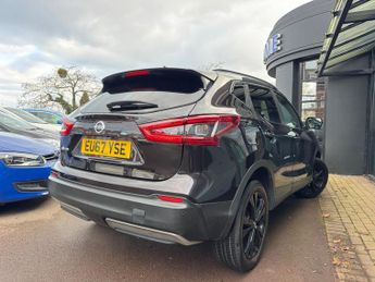 Nissan Qashqai 1.2 DIG-T N-Connecta XTRON Euro 6 (s/s) 5dr