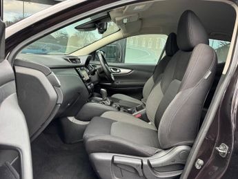 Nissan Qashqai 1.2 DIG-T N-Connecta XTRON Euro 6 (s/s) 5dr
