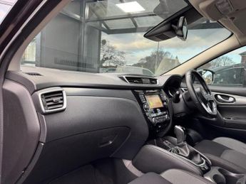 Nissan Qashqai 1.2 DIG-T N-Connecta XTRON Euro 6 (s/s) 5dr