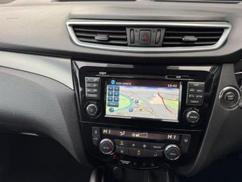 Nissan Qashqai 1.2 DIG-T N-Connecta XTRON Euro 6 (s/s) 5dr