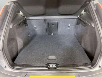 Volvo XC40 1.5 T3 Momentum Euro 6 (s/s) 5dr