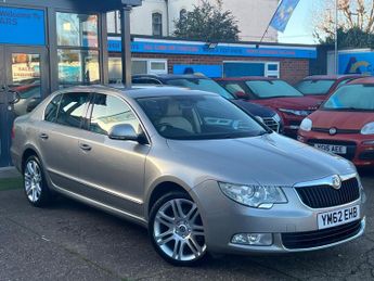 Skoda Superb 1.8 TSI Elegance Hatchback 5dr Petrol DSG Euro 5 (160 ps)