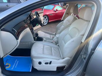 Skoda Superb 1.8 TSI Elegance Hatchback 5dr Petrol DSG Euro 5 (160 ps)