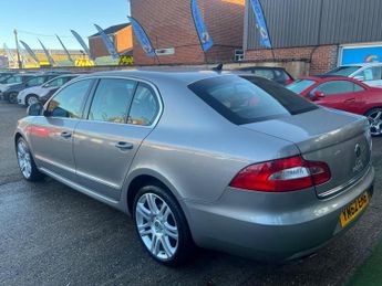Skoda Superb 1.8 TSI Elegance Hatchback 5dr Petrol DSG Euro 5 (160 ps)