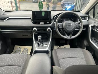 Toyota RAV4 2.5 VVT-h Design CVT 4WD Euro 6 (s/s) 5dr