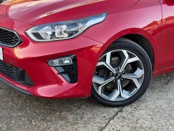 Kia Ceed 1.6 CRDi 3 DCT Euro 6 (s/s) 5dr
