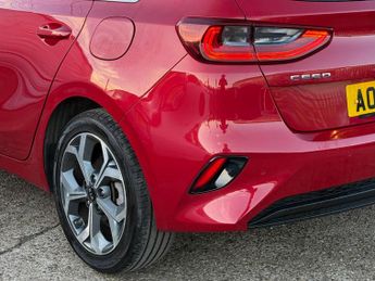 Kia Ceed 1.6 CRDi 3 DCT Euro 6 (s/s) 5dr