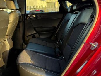 Kia Ceed 1.6 CRDi 3 DCT Euro 6 (s/s) 5dr