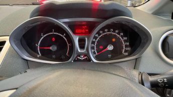 Ford Fiesta 1.6 TDCi DPF Titanium 5dr