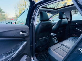 Vauxhall Grandland X 1.5 Turbo D BlueInjection Elite Nav Auto Euro 6 (s/s) 5dr