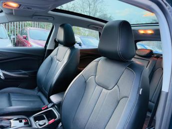 Vauxhall Grandland X 1.5 Turbo D BlueInjection Elite Nav Auto Euro 6 (s/s) 5dr