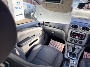 Ford Focus 1.6 Titanium 5dr