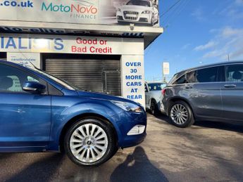 Ford Focus 1.6 Titanium 5dr