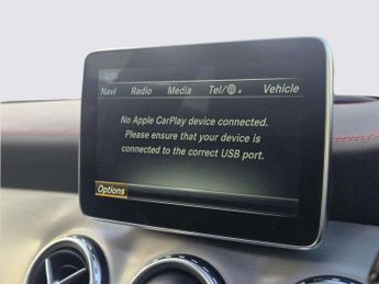 Mercedes-Benz GLA 2.1 GLA220d AMG Line (Premium Plus) 7G-DCT 4MATIC Euro 6 (s/s) 5