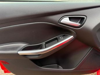 Ford Focus 2.0 TDCi ST-2 Powershift Euro 6 (s/s) 5dr