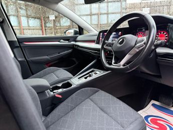 Volkswagen Golf 1.5 eTSI MHEV Life DSG Euro 6 (s/s) 5dr