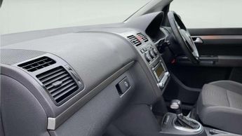 Volkswagen Touran 2.0 TDI Sport DSG 5dr (7 Seats)