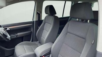 Volkswagen Touran 2.0 TDI Sport DSG 5dr (7 Seats)